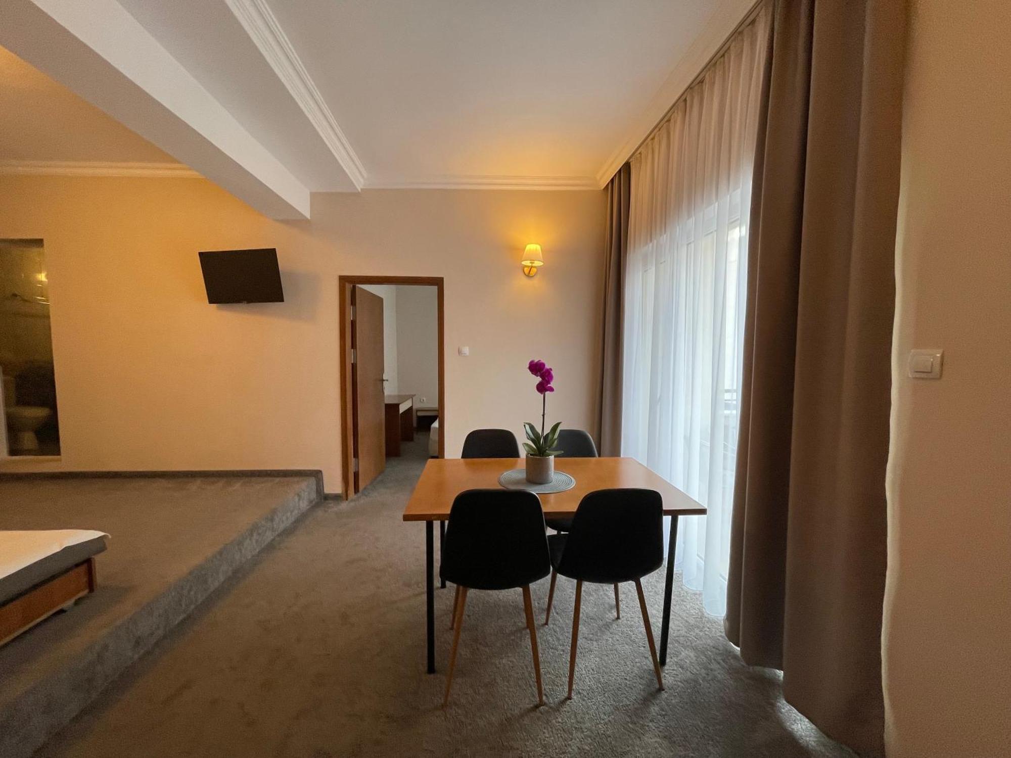 Alatoni Beach Hotel โซโซโปล ภายนอก รูปภาพ